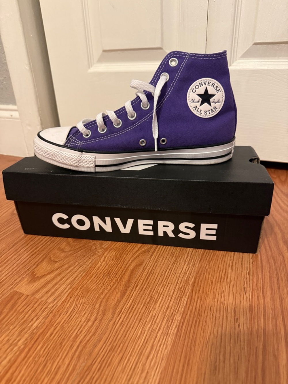 Converse Purple High Top Sneakers with White Accents Men’s 6.5/ Women’s 8.5